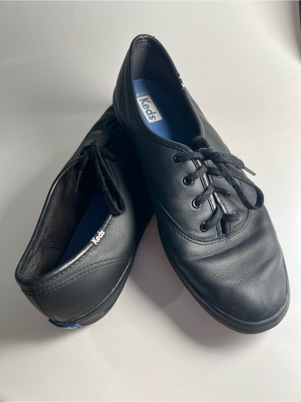 Keds Women’s Black Faux Leather Lace-Up Sneakers Size 10
